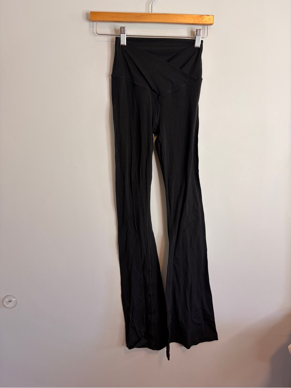 Aerie Offline Real Me Flare Women's Black High-Waist Flared Yoga Pants Small